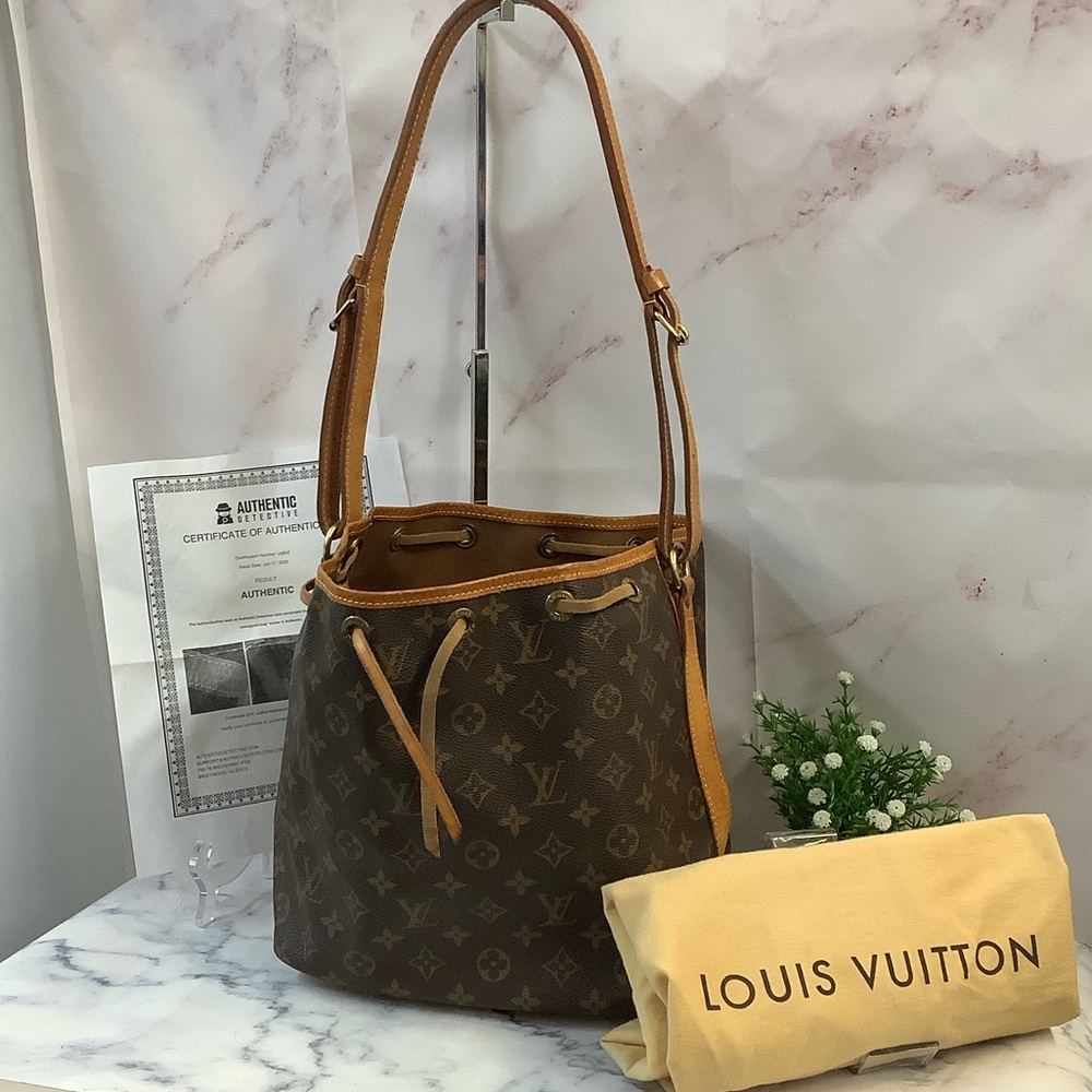 GUC Louis Vuitton Petite Noe Monogram Drawstring Bag